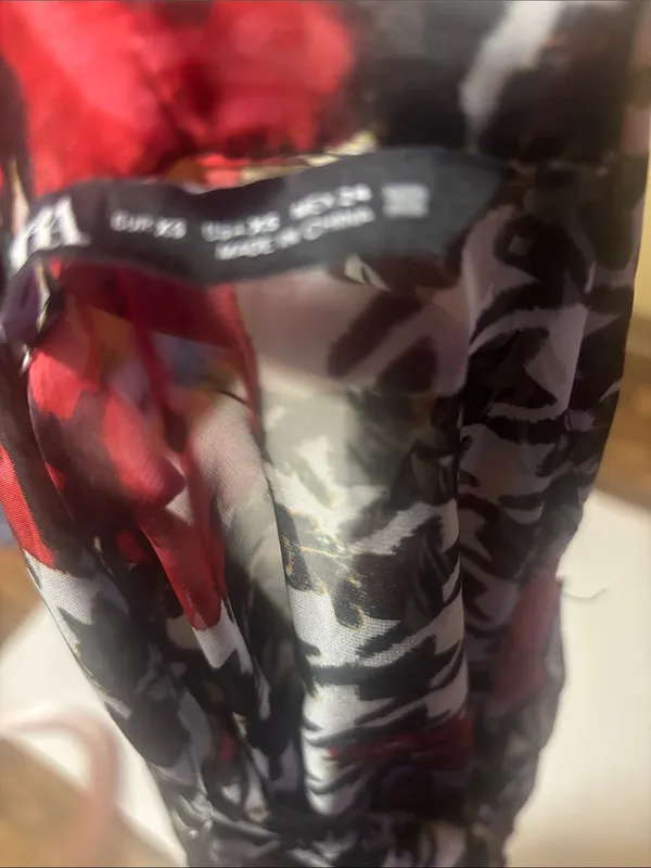 Zara Roses Print Houndstooth Semi-Sheer Blouse with Red Floral Print XS Floral - Image 8