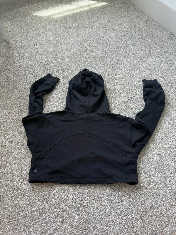 Lululemon Cropped Sweatshirt - Image 3
