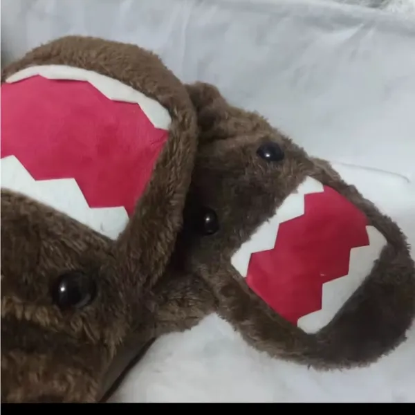 Brown Furry Monster Mittens - Image 5