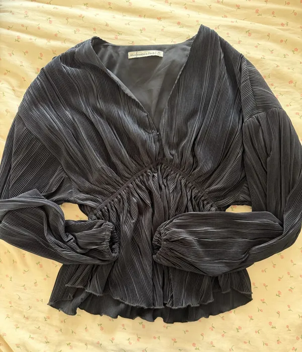 Abercrombie Top - Image 2