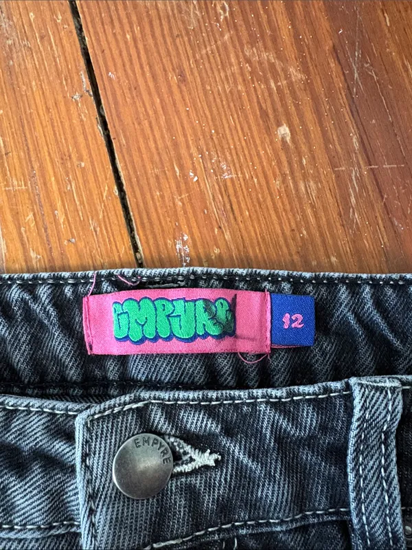 Vintage Y2K Empyre Washed Black Straight Leg Cargo‎ Jeans Zipper Knees Size 12 - Image 2