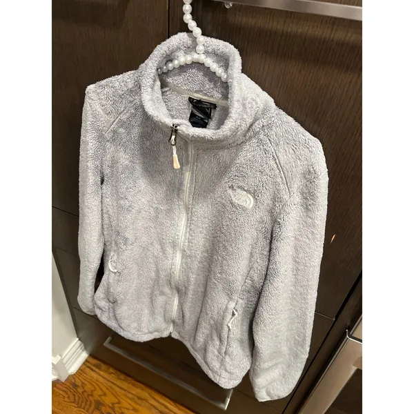 The North‎ Face Women's Osito fleece jacket in a light grey medium - Image 2