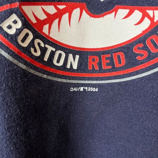 2004 Vintage Y2K Boston Red Sox T Shirt Large L Blue Graphic Tee - Image 6