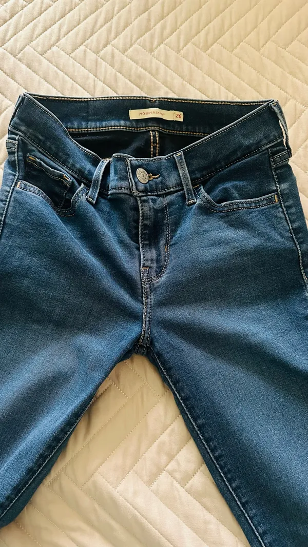Levi’s Jeans - Image 3