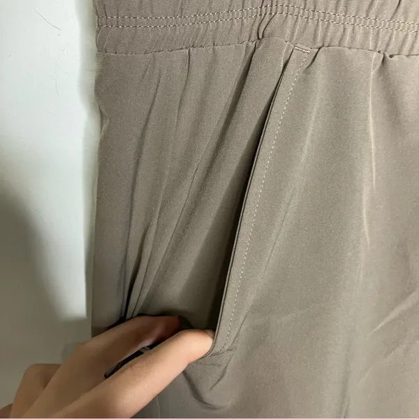All in motion taupe lightweight athleisure pants‎ tapered casual women’s size XL - Image 4