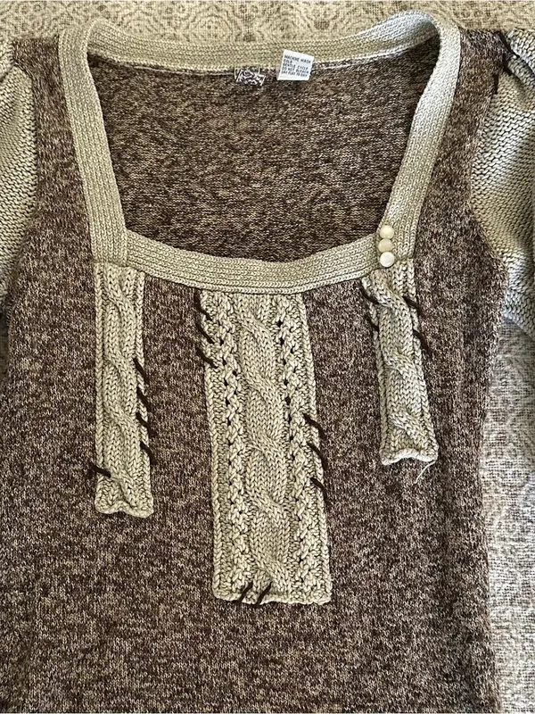 BKE Y2K Short Sleeve Sweater - Image 2