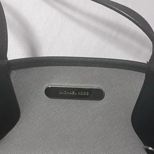 Michael Kors Luggage Black Saffiano Leather Large Open Tote Handbag w/Case - Image 4