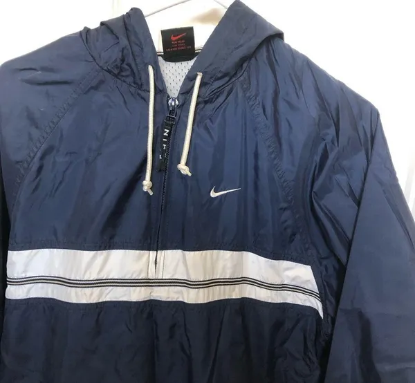 Vintage Nike woman’s size large 12-14 navy and white lined 1/4 zip windbreaker - Image 2