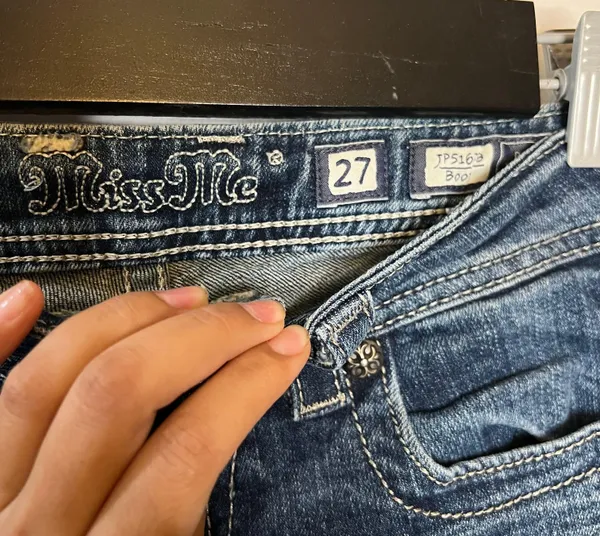 Miss Me Boot Jeans - Image 3