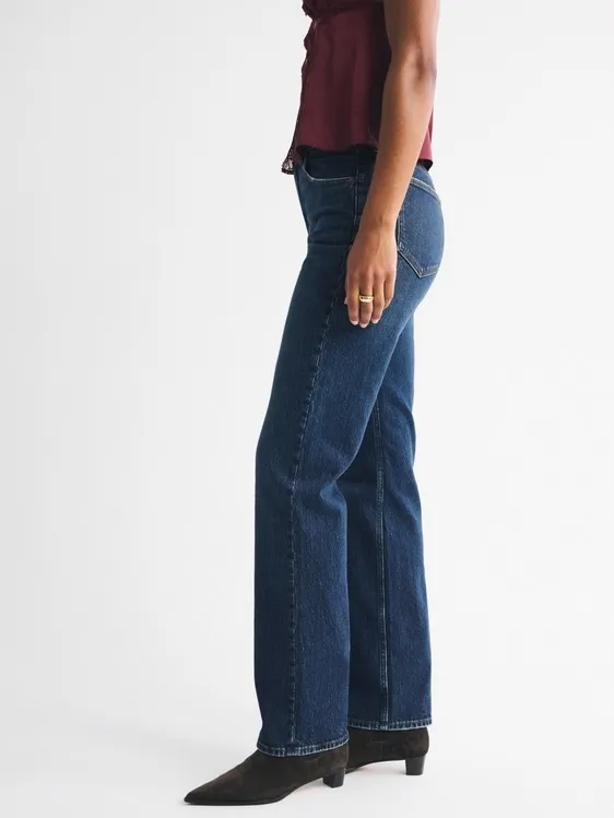 NWT Abercrombie & Fitch Women's The ‘90s Straight Ultra High Rise Size 31/12R - Image 3