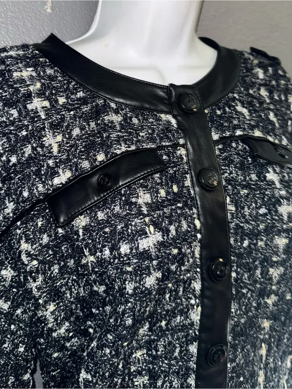 White House Black Market Black Tweed Style Cropped Leather Trim Jacket Large - Image 4