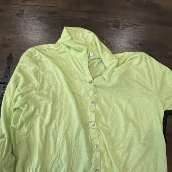 Lulu-B Womens Lightweight Tab‎ Sleeve Button Up Top Green Small Gauzy - Image 5