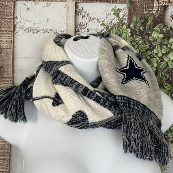 Dallas Cowboys Scarf Knit Winter Neck Blue Gray Double Sided Big Logo Fringe - Image 3