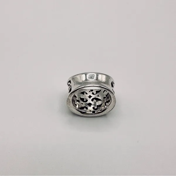 Vintage Celtic Knot Trinity Scroll
Simple Plain Ring size 6.5 and 1.5 cm Silver - Image 4