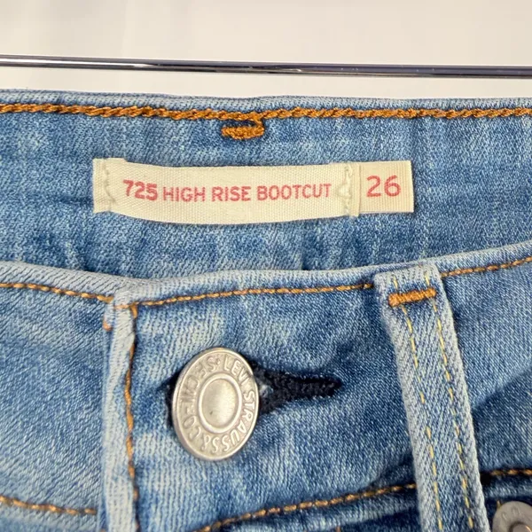 Levi's 725 High Rose Bootcut Jeans‎ in Blue Size 26 - Image 4