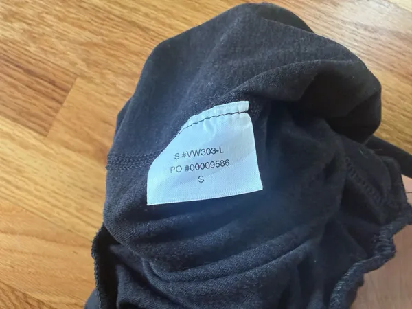 Vuori size medium joggers black  - Image 5