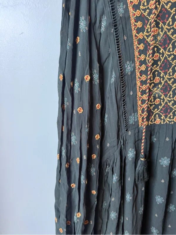 Anthropologie Akemi + Kin Embroidered Boho Tunic Dress Size Large - Image 2