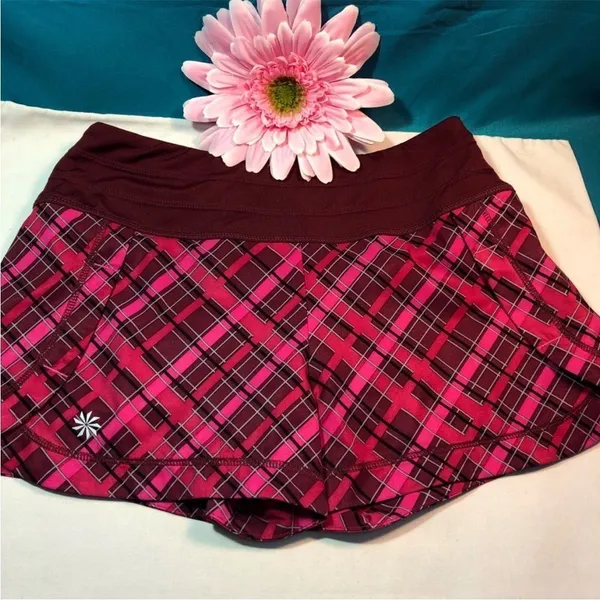 Athleta Stability Running Athletic Shorts: Plaid small‎ - Image 2