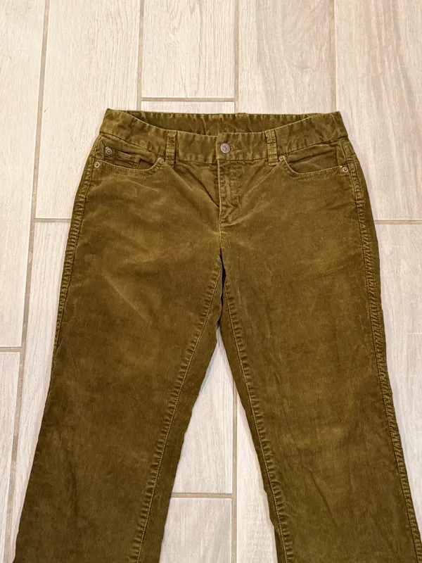 J. Crew Olive Green Corduroy Bootcut Pants size 4S - Image 4
