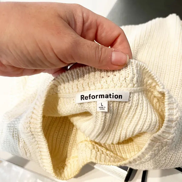 Reformation Teagan Ribbed Crewneck Sleeveless Sweater Vest Cream Ivory Large - Image 2