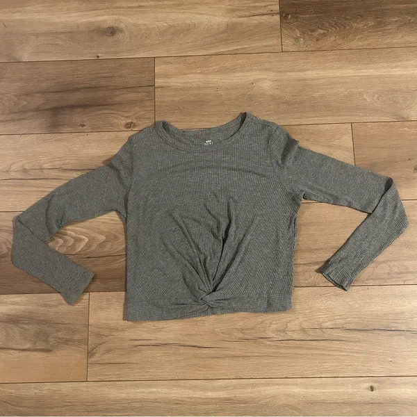 Aerie Real Soft Ribbed Long Sleeve Twist Crop Top - Image 2