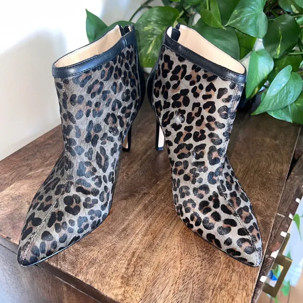 Adrienne Vittadini Leopard Print Pointed Toe Stiletto‎ Heel Ankle Boots Size 8 - Image 3