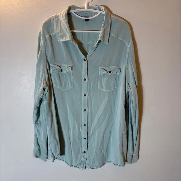 Torrid Taylor Classic Twill Camp‎ Shirt Mint Green Size 2 - Image 2