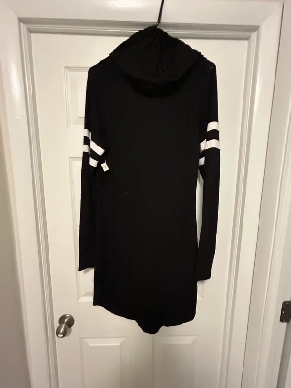 No Boundaries Black Hooded Long-Sleeve Dress dz XL White Sleeve Stripes new with - Image 3