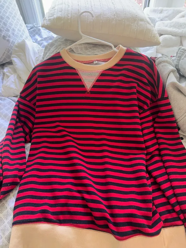 Striped Crewneck Red - Image 2