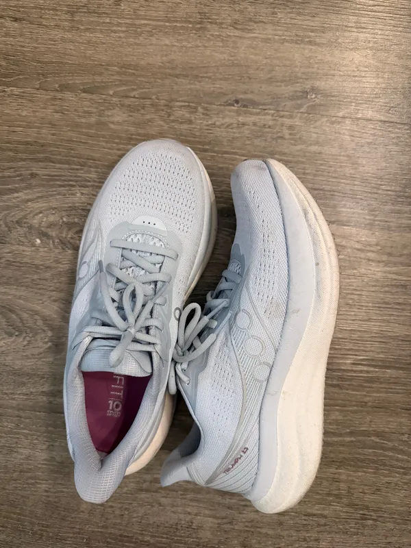 Saucony Running Shoes - Image 2