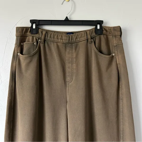 Gap Heavyweight French Terry Barrel Leg Sweatpants Moss Green Wash Large Tall - Image 2