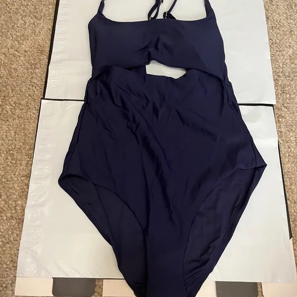 New Quince Italian Cut Out One Piece Womens Swimsuit Deep Navy Blue Size Med - Image 2