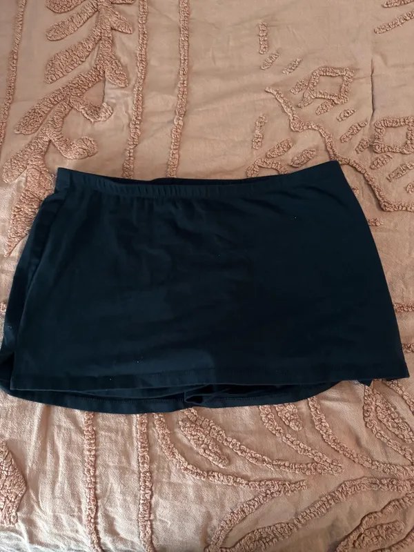 Urban Outfitters Skirt Mini Black - Image 3