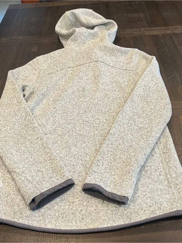 Lululemon it’s fleecing cold pullover light gray 4 women - Image 7