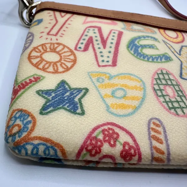 Dooney & Bourke Doodle It Y2K Multi Color Heart Zipper Pull Cream Tan - Image 9