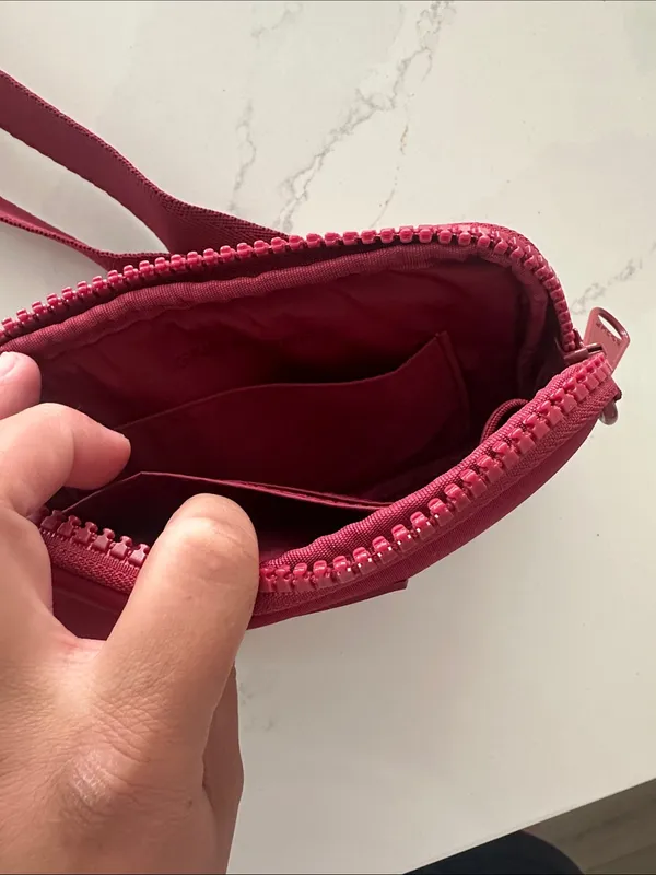 Dagne Dover x Sephora Neoprene Crossbody Bag – Burgundy / Deep Red‎ NWOT - Image 3