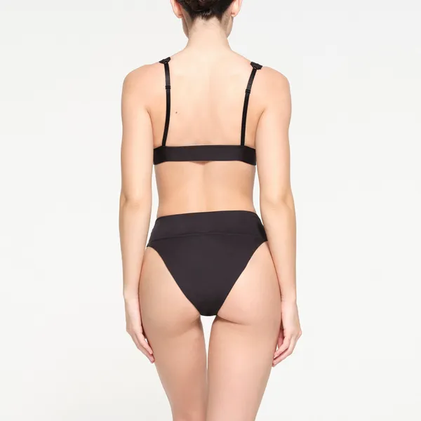 Skims Signature Swim plunge Bikini Top Size M Onyx NWT SOLD OUT - Image 2