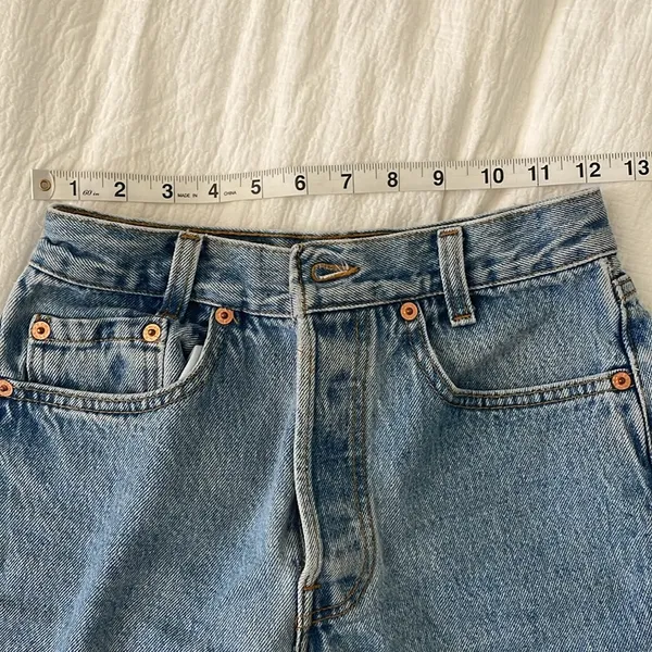 Levi's Blue Jean Shorts with Frayed Hem and Distressed Look Vintage - Image 5
