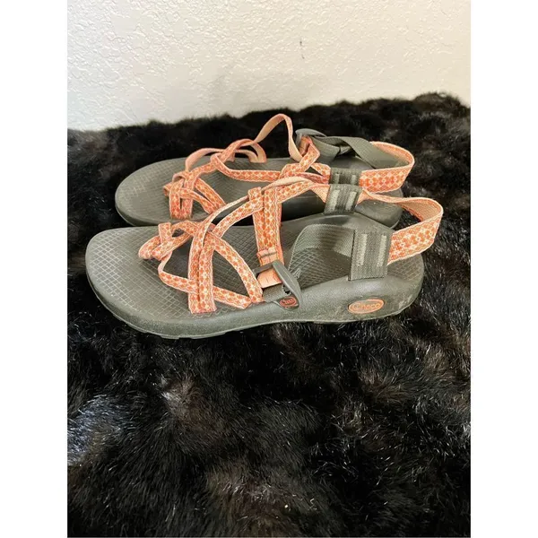 Chacos Women's ZX/2 Classic Sandals Size 8 Dagger Black Pink Orange Melon - Image 4