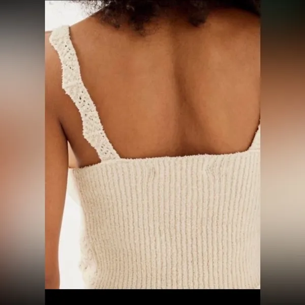 Urban Outfitters Carmella Lace-Up Sweater Tank Top. Size medium - Image 3