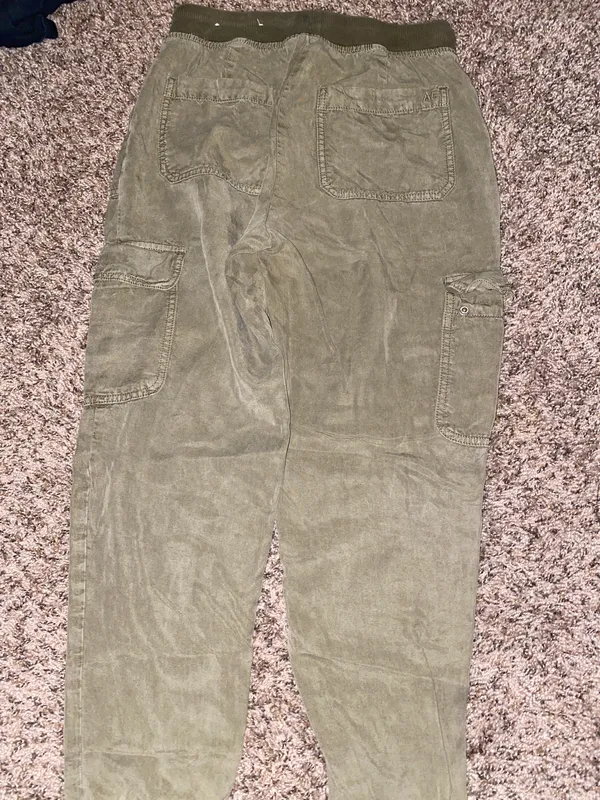 American Eagle Cargo Pants - Image 2