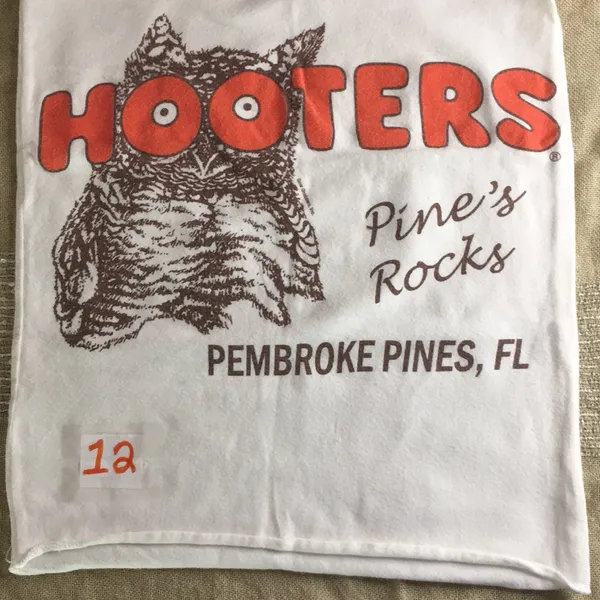 Bin 21 #12 Hooters Girl Worn 20th Anniv. Uniform Tank Pembroke Pines Florida Xs - Image 3