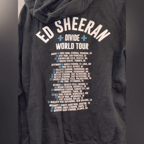 Ed Sheeran divide world tour merch Black Hoodie size med concert music - Image 3