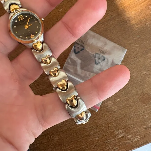 Fossil Gold and Black Watch with Heart Links - Image 2