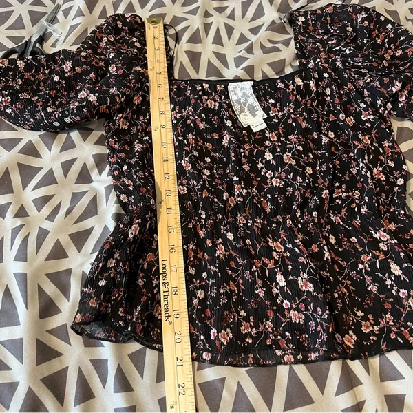 Sadie & Sage Textured Chiffon Floral Print Puff Sleeve Top Peasant Size‎ M - Image 12