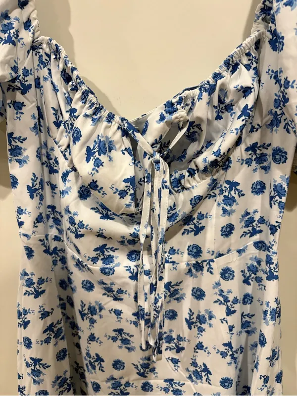 Blue Floral Puff-Sleeve Midi Dress Size M - Image 2