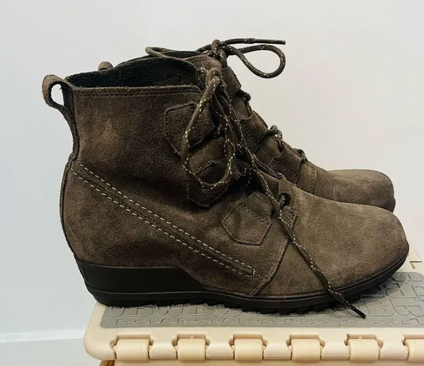 SOREL Evie Lace Wedge Booties Suede gray size 10 - Image 2