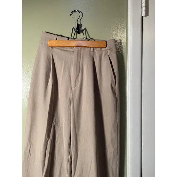 Uniqlo Women's Size XS 24-25 Pleated Wide Leg Straight Leg Trousers Khaki Beige - Image 3