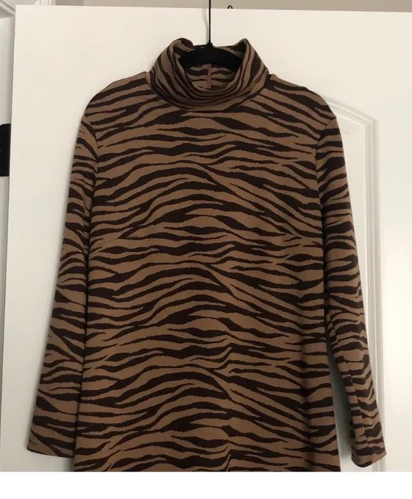 Tuckernuck Tiger Ellery knit midi dress Fall animal print sophisticated mock neck - Image 5