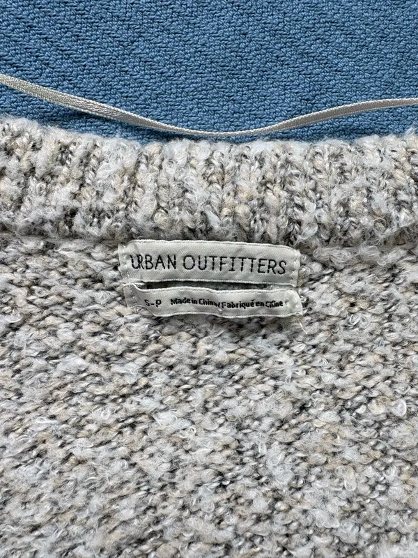 Urban Outfitters Cropped Sweater - Image 3